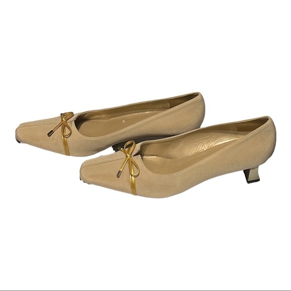 Stuart Weitzman Vintage Champagne Satin Leather Square Toe Pump 9.5 Timeless - Picture 6 of 8